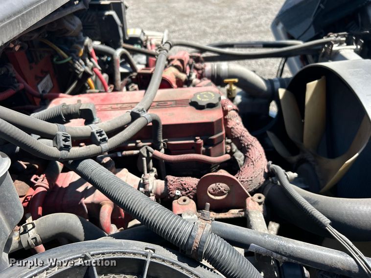 image for item EG0905 2010 Freightliner  Business Class M2 box truck