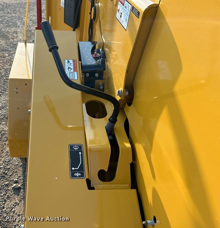 image for item EG0906 2023 Vermeer  BC1000XL wood chipper