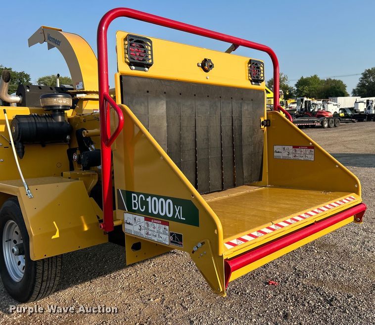 image for item EG0906 2023 Vermeer  BC1000XL wood chipper