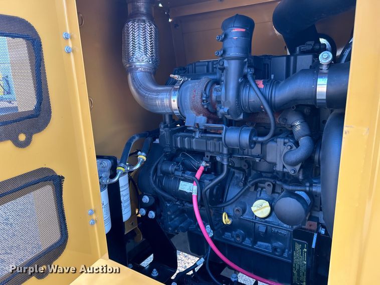 image for item EG0906 2023 Vermeer  BC1000XL wood chipper