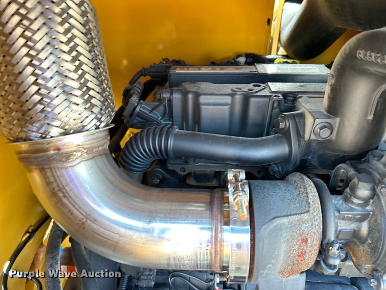 image for item EG0906 2023 Vermeer  BC1000XL wood chipper