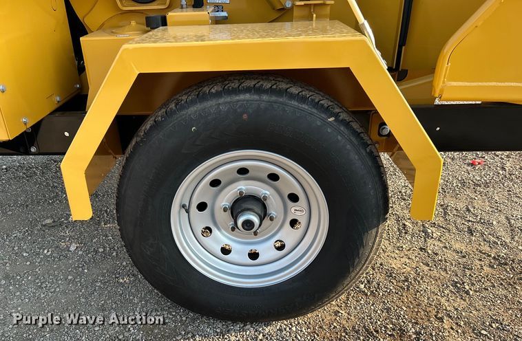 image for item EG0906 2023 Vermeer  BC1000XL wood chipper