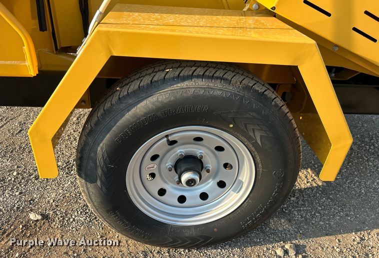 image for item EG0906 2023 Vermeer  BC1000XL wood chipper