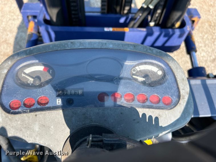 image for item EG0911 1999 Komatsu  FG25STLP-12 forklift