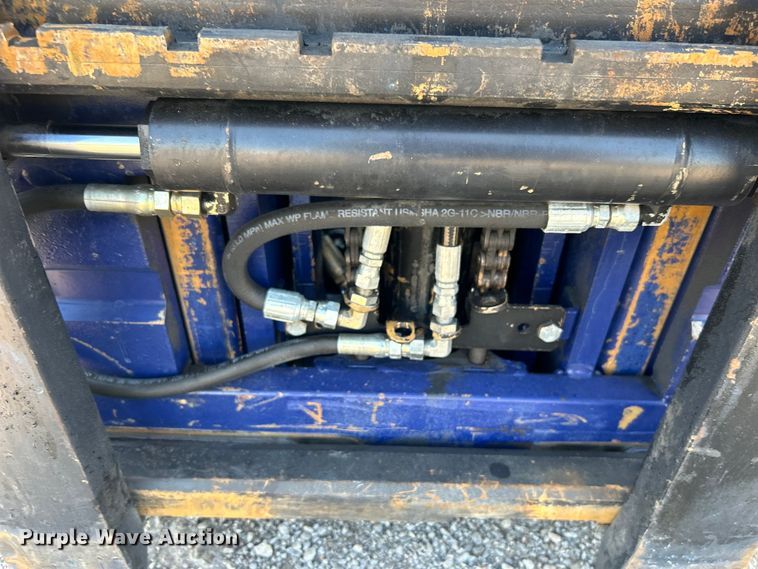 image for item EG0911 1999 Komatsu  FG25STLP-12 forklift