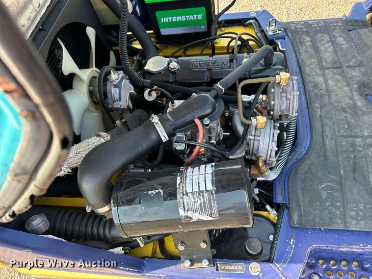 image for item EG0911 1999 Komatsu  FG25STLP-12 forklift