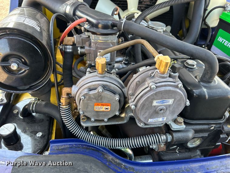 image for item EG0911 1999 Komatsu  FG25STLP-12 forklift