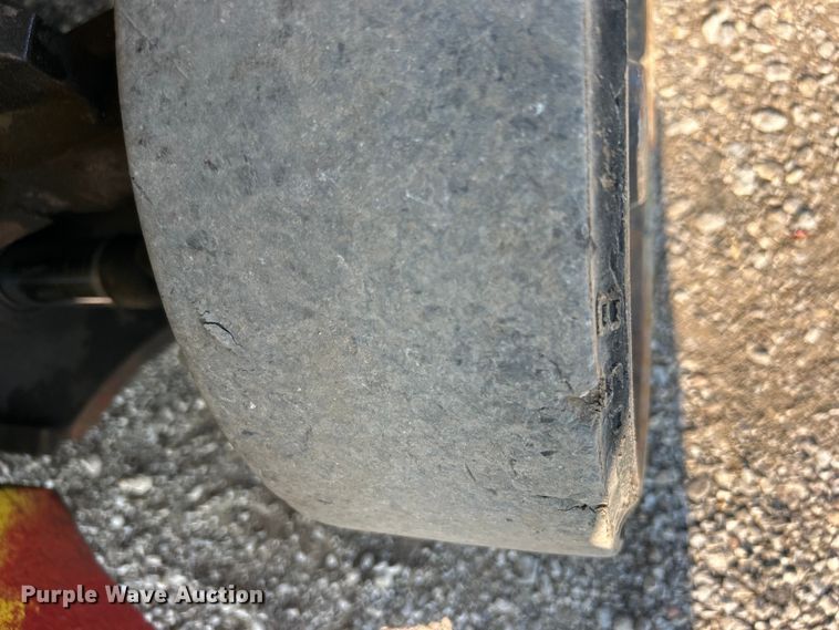 image for item EG0911 1999 Komatsu  FG25STLP-12 forklift