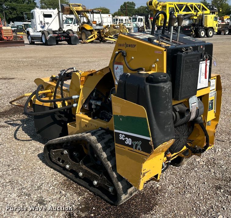 image for item EG0912 2018 Vermeer SC30TX stump grinder