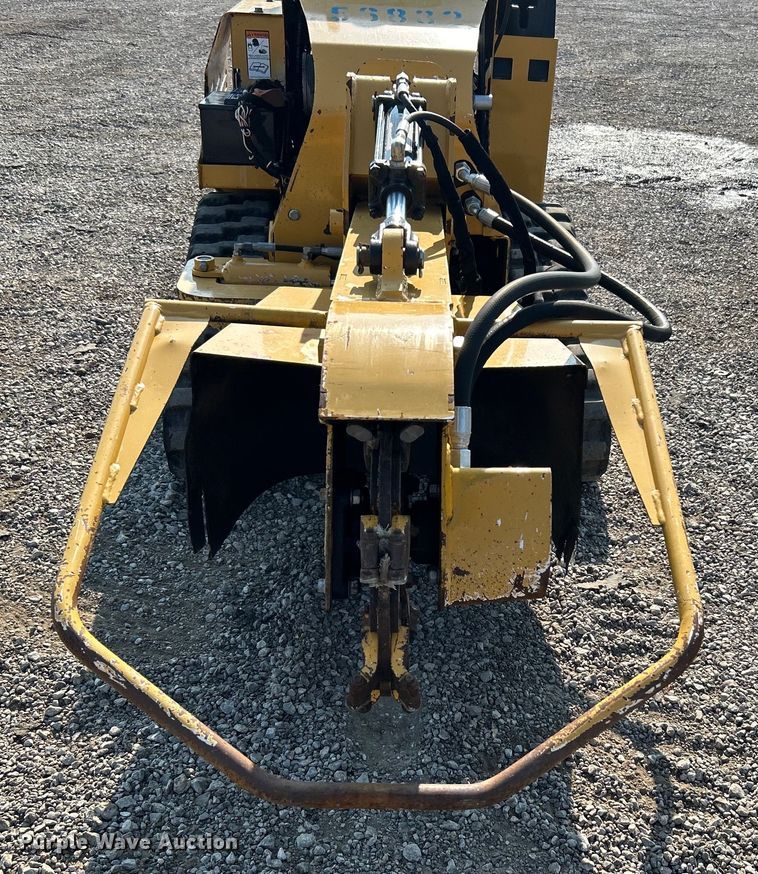 image for item EG0912 2018 Vermeer SC30TX stump grinder