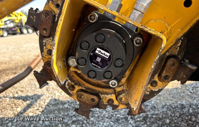 image for item EG0912 2018 Vermeer SC30TX stump grinder