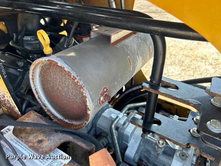 image for item EG0912 2018 Vermeer SC30TX stump grinder