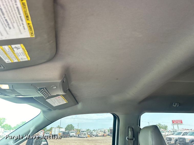 image for item EG0916 2019 Ford F550 Super Duty XL winch truck