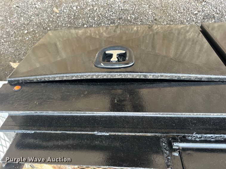 image for item EG0916 2019 Ford F550 Super Duty XL winch truck