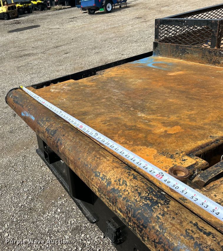 image for item EG0916 2019 Ford F550 Super Duty XL winch truck