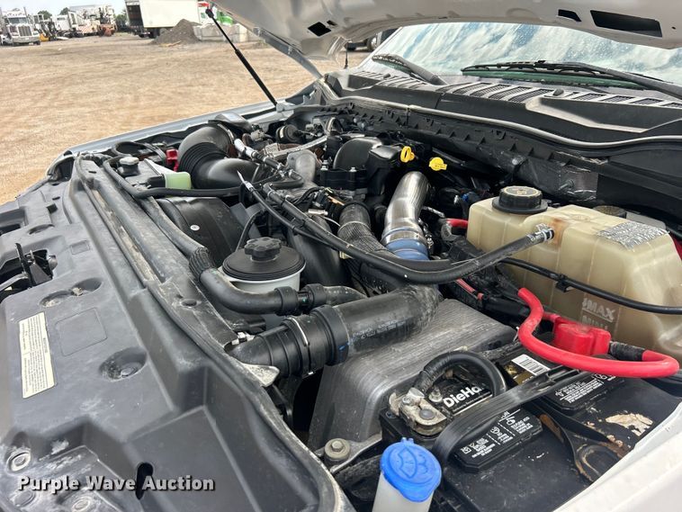 image for item EG0916 2019 Ford F550 Super Duty XL winch truck