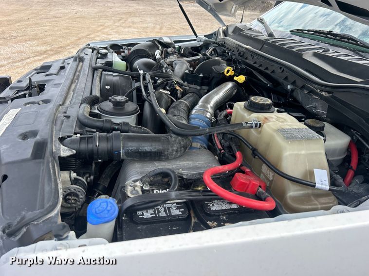 image for item EG0916 2019 Ford F550 Super Duty XL winch truck