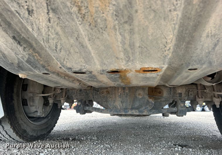 image for item EG0916 2019 Ford F550 Super Duty XL winch truck