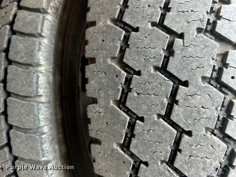 image for item EG0916 2019 Ford F550 Super Duty XL winch truck