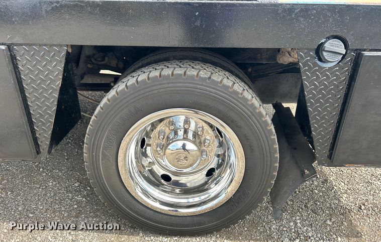 image for item EG0916 2019 Ford F550 Super Duty XL winch truck