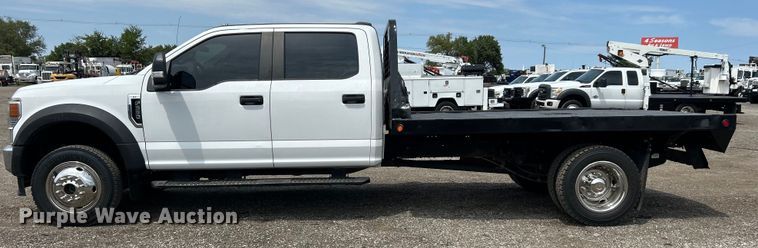 image for item EG0925 2020 Ford F550 Super Duty Crew Cab flatbed truck