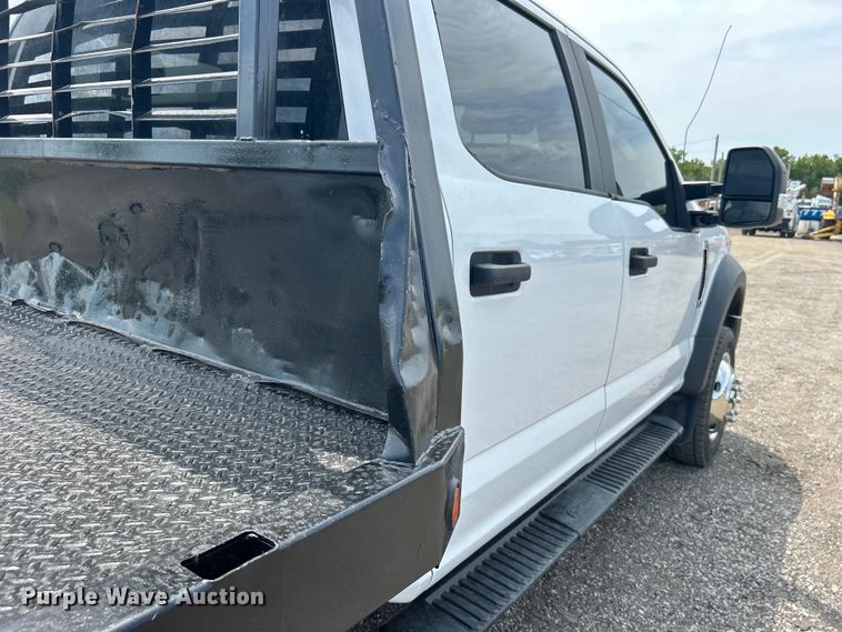 image for item EG0925 2020 Ford F550 Super Duty Crew Cab flatbed truck