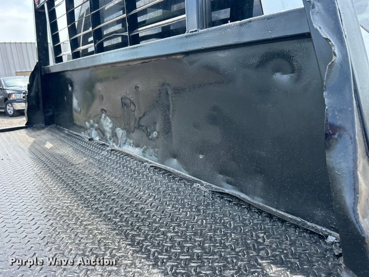 image for item EG0925 2020 Ford F550 Super Duty Crew Cab flatbed truck