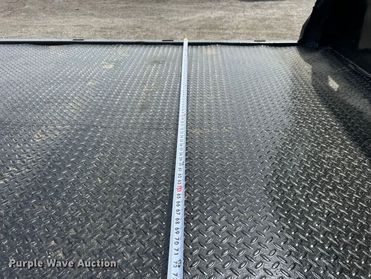 image for item EG0925 2020 Ford F550 Super Duty Crew Cab flatbed truck