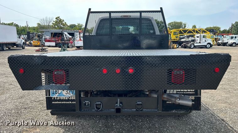 image for item EG0926 2013 Ford F550 Super Duty Crew Cab flatbed truck