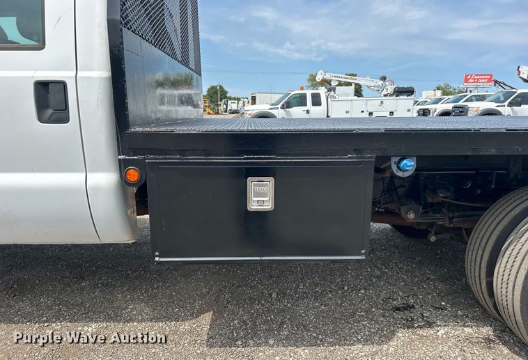 image for item EG0926 2013 Ford F550 Super Duty Crew Cab flatbed truck