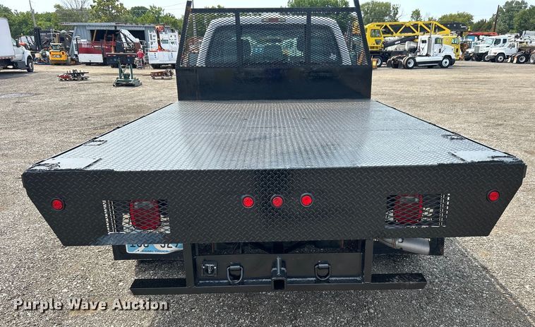 image for item EG0926 2013 Ford F550 Super Duty Crew Cab flatbed truck