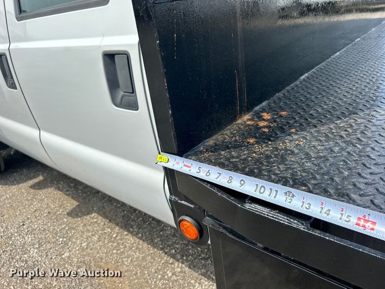 image for item EG0926 2013 Ford F550 Super Duty Crew Cab flatbed truck
