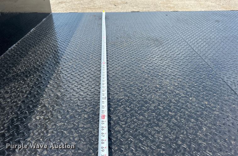 image for item EG0926 2013 Ford F550 Super Duty Crew Cab flatbed truck