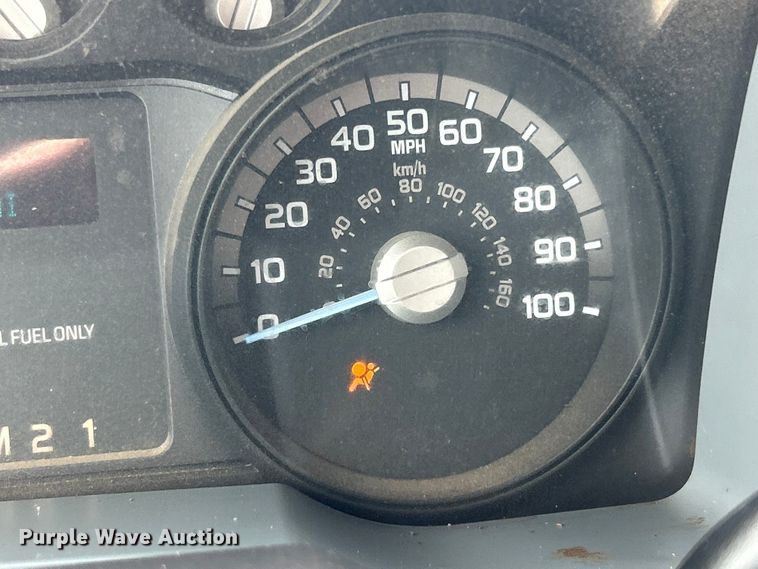 image for item EG0926 2013 Ford F550 Super Duty Crew Cab flatbed truck