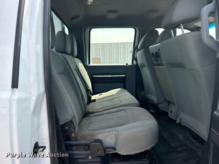 image for item EG0926 2013 Ford F550 Super Duty Crew Cab flatbed truck