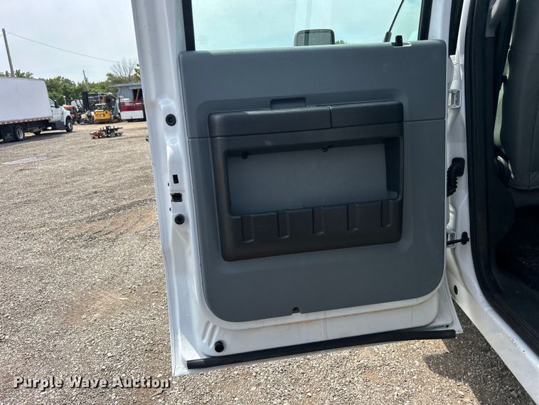 image for item EG0926 2013 Ford F550 Super Duty Crew Cab flatbed truck