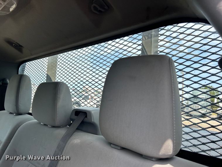 image for item EG0926 2013 Ford F550 Super Duty Crew Cab flatbed truck