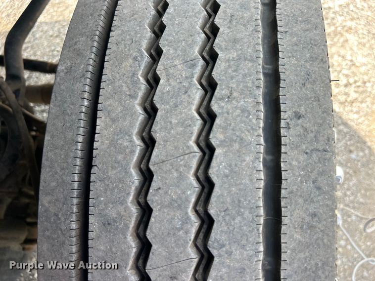 image for item EG0926 2013 Ford F550 Super Duty Crew Cab flatbed truck