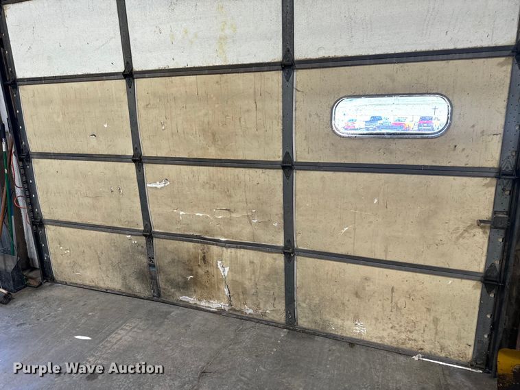 image for item EH6768 (2) insulated garage doors