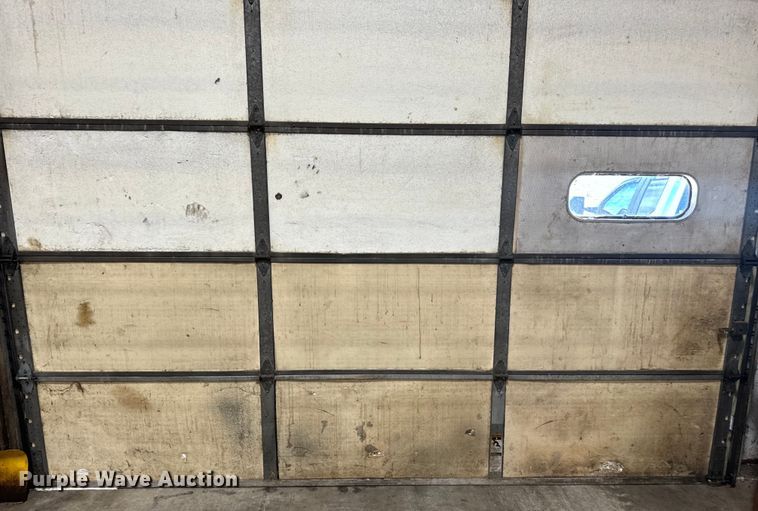 image for item EH6768 (2) insulated garage doors