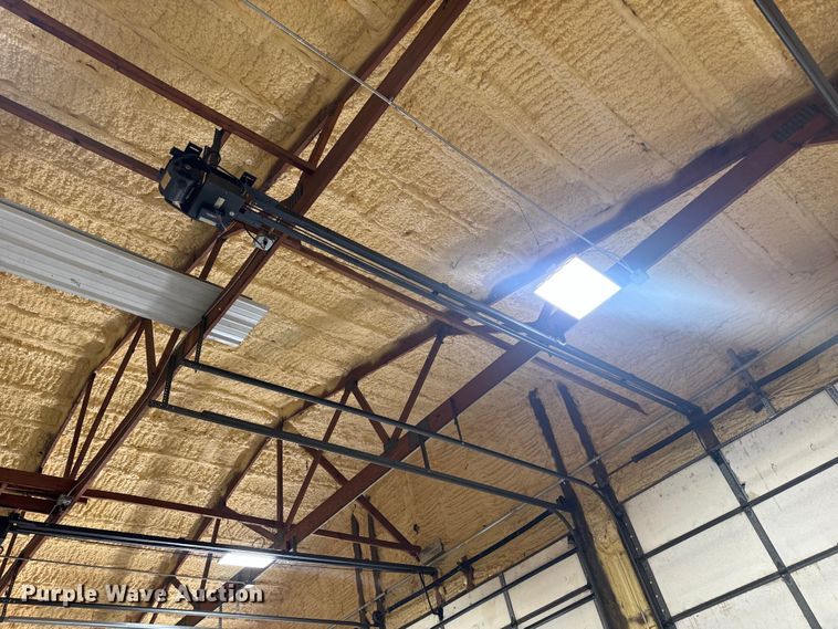 image for item EH6768 (2) insulated garage doors