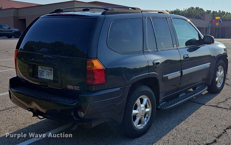 image for item EI8217 2004 GMC Envoy SUV
