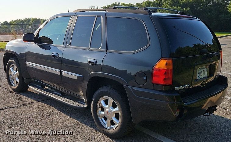 image for item EI8217 2004 GMC Envoy SUV