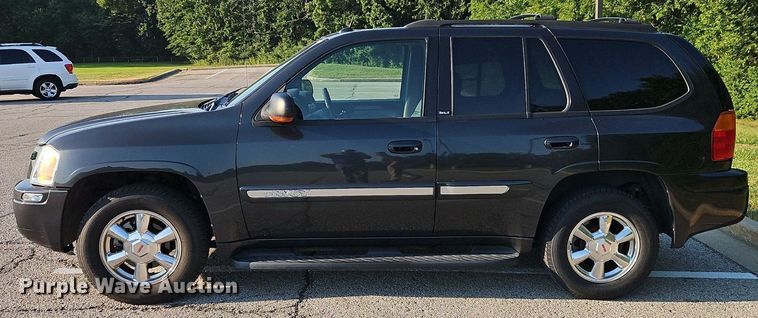 image for item EI8217 2004 GMC Envoy SUV