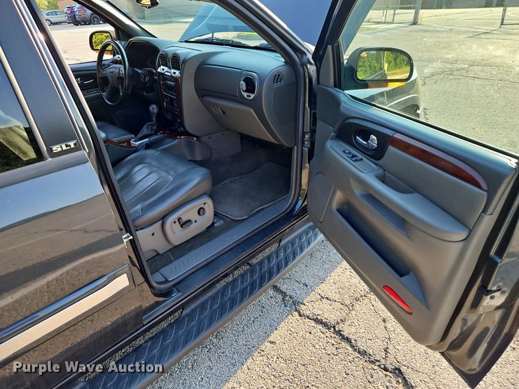 image for item EI8217 2004 GMC Envoy SUV