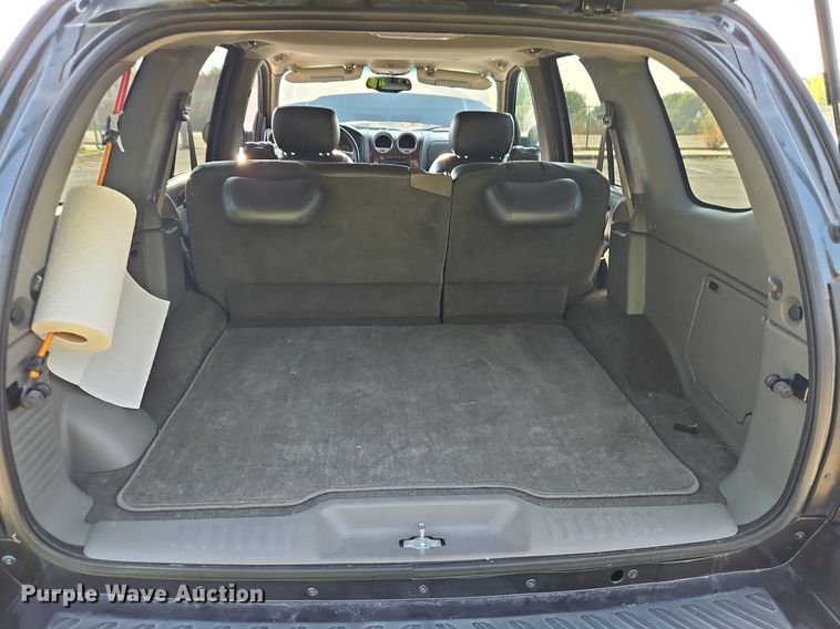 image for item EI8217 2004 GMC Envoy SUV