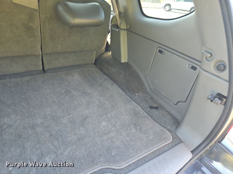 image for item EI8217 2004 GMC Envoy SUV