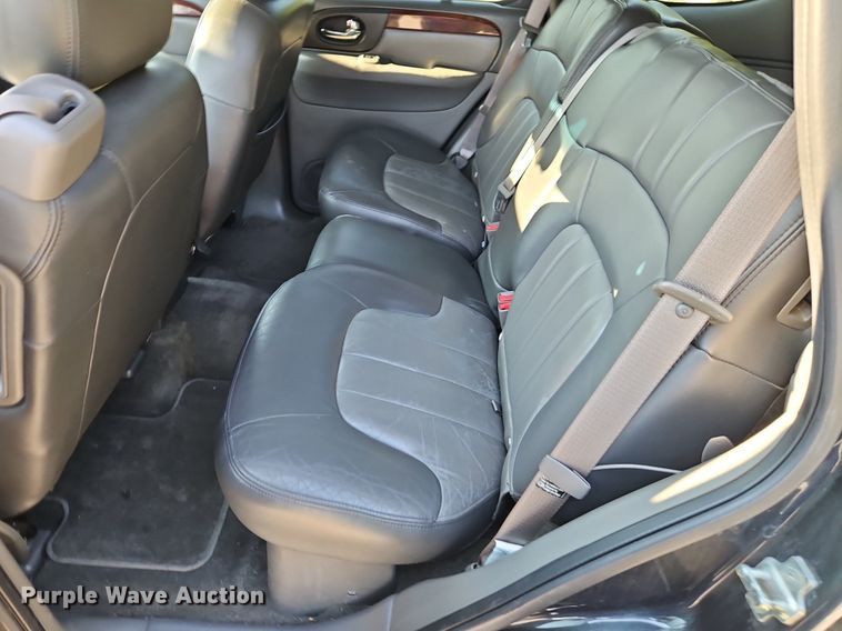 image for item EI8217 2004 GMC Envoy SUV