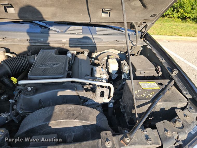 image for item EI8217 2004 GMC Envoy SUV