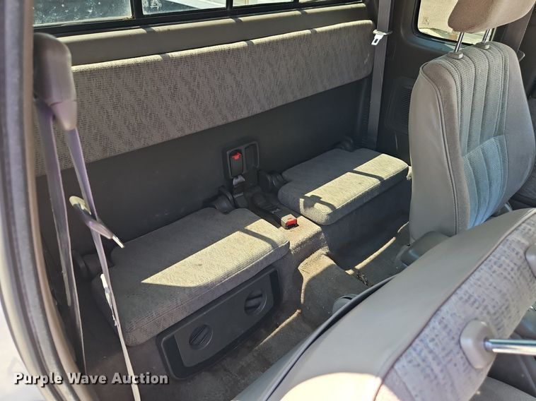 image for item EI8218 1999 Toyota  Tacoma PreRunner XtraCab pickup truck